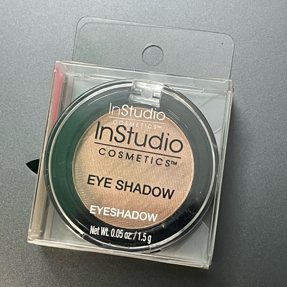 InStudio Eye Shadow single piece brand new - Picture 2 of 6